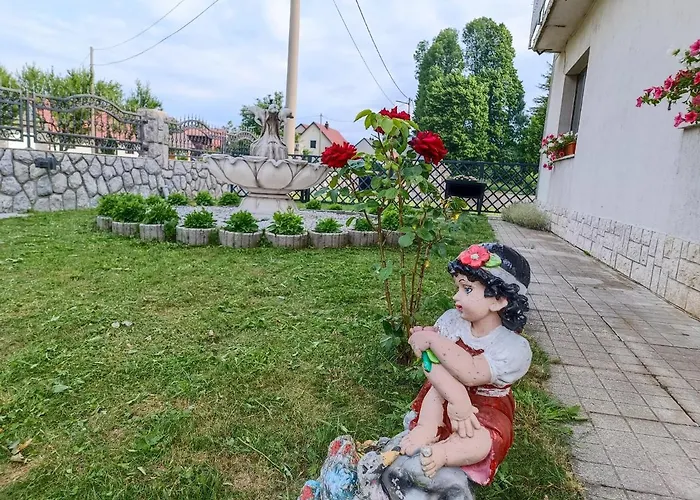 Tilemida بيت للعطل Fužine